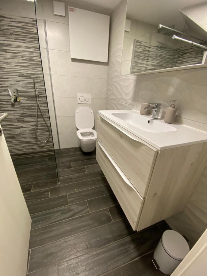 Apartma Sinitus Izola Eksteriør bilde