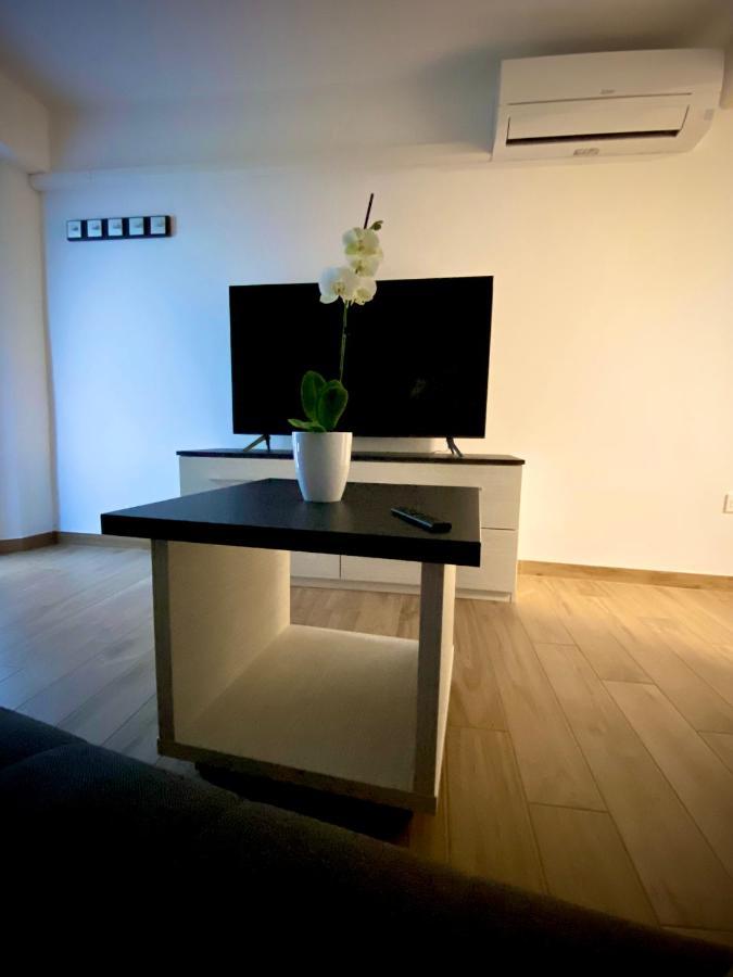 Apartma Sinitus Izola Eksteriør bilde