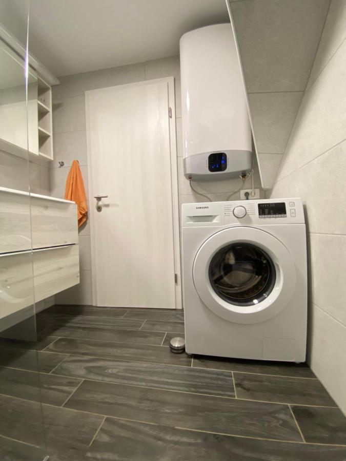 Apartma Sinitus Izola Eksteriør bilde