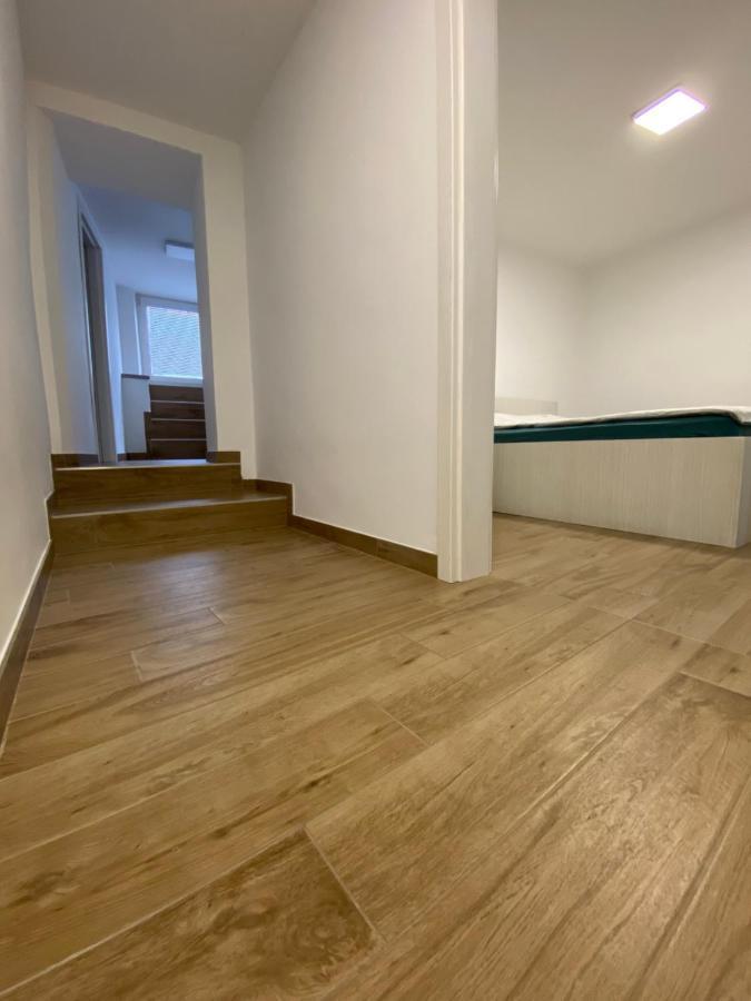 Apartma Sinitus Izola Eksteriør bilde