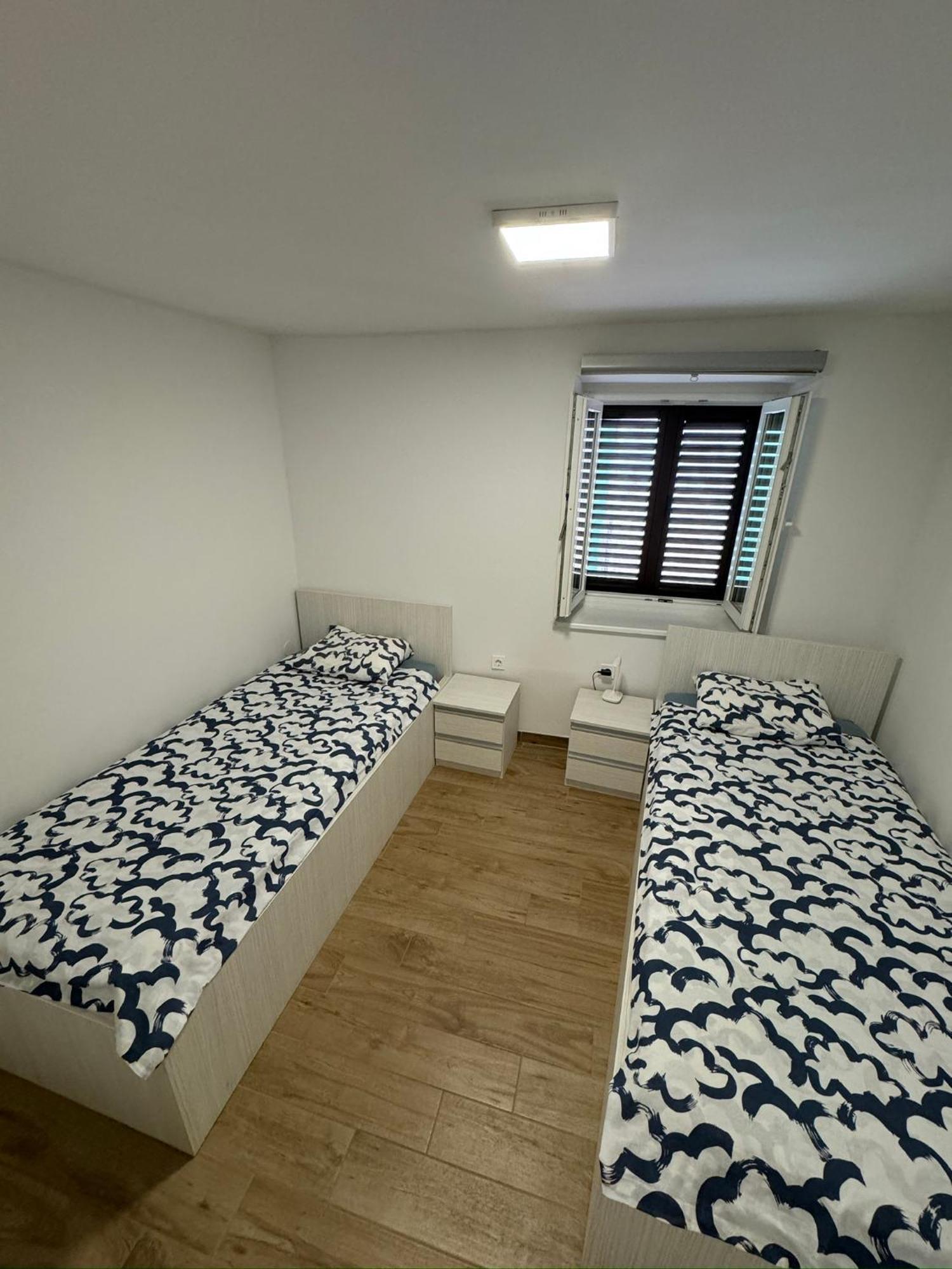Apartma Sinitus Izola Eksteriør bilde